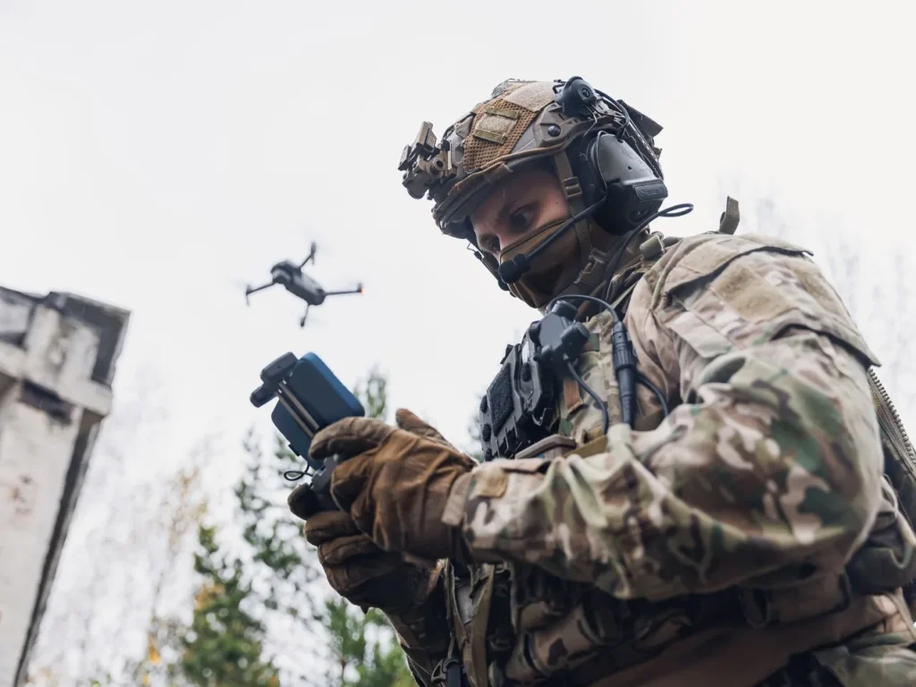 Soldier using a RPAS